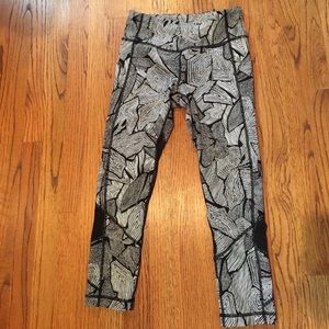 Lululemon Pace rival crop